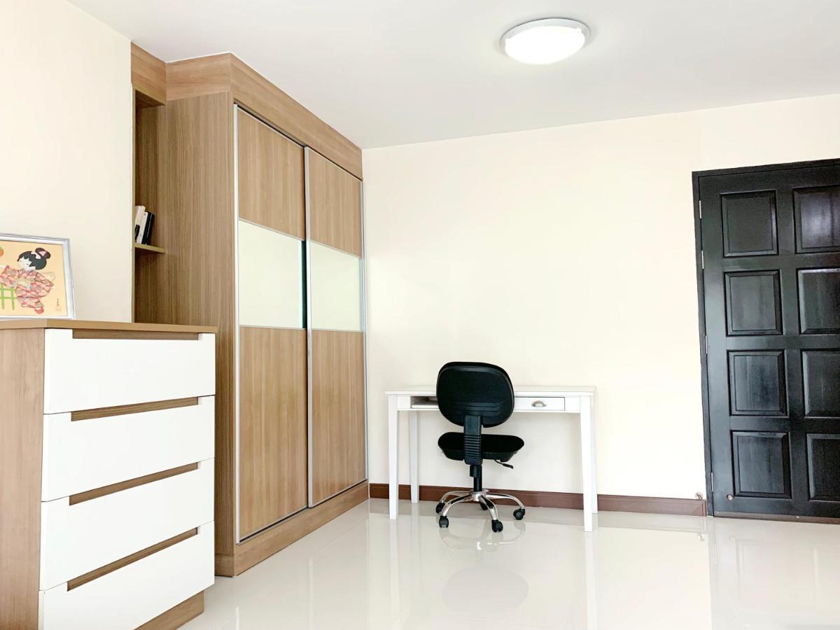 Charming Resident At Ekkamai From Studio Unit Up To 2 Bedroom Apartment Bangkok Exterior foto